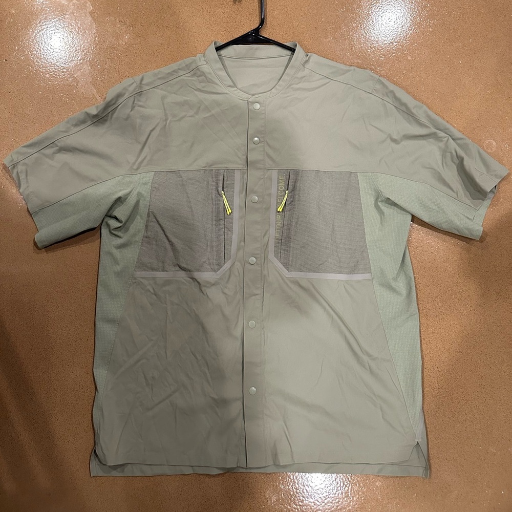 Lululemon Water Repellent Hiking Shirt - L - Laurel Green
